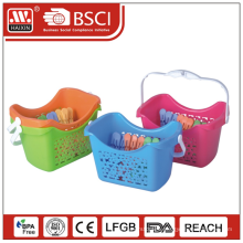 plastic basket with 18 pcs clips